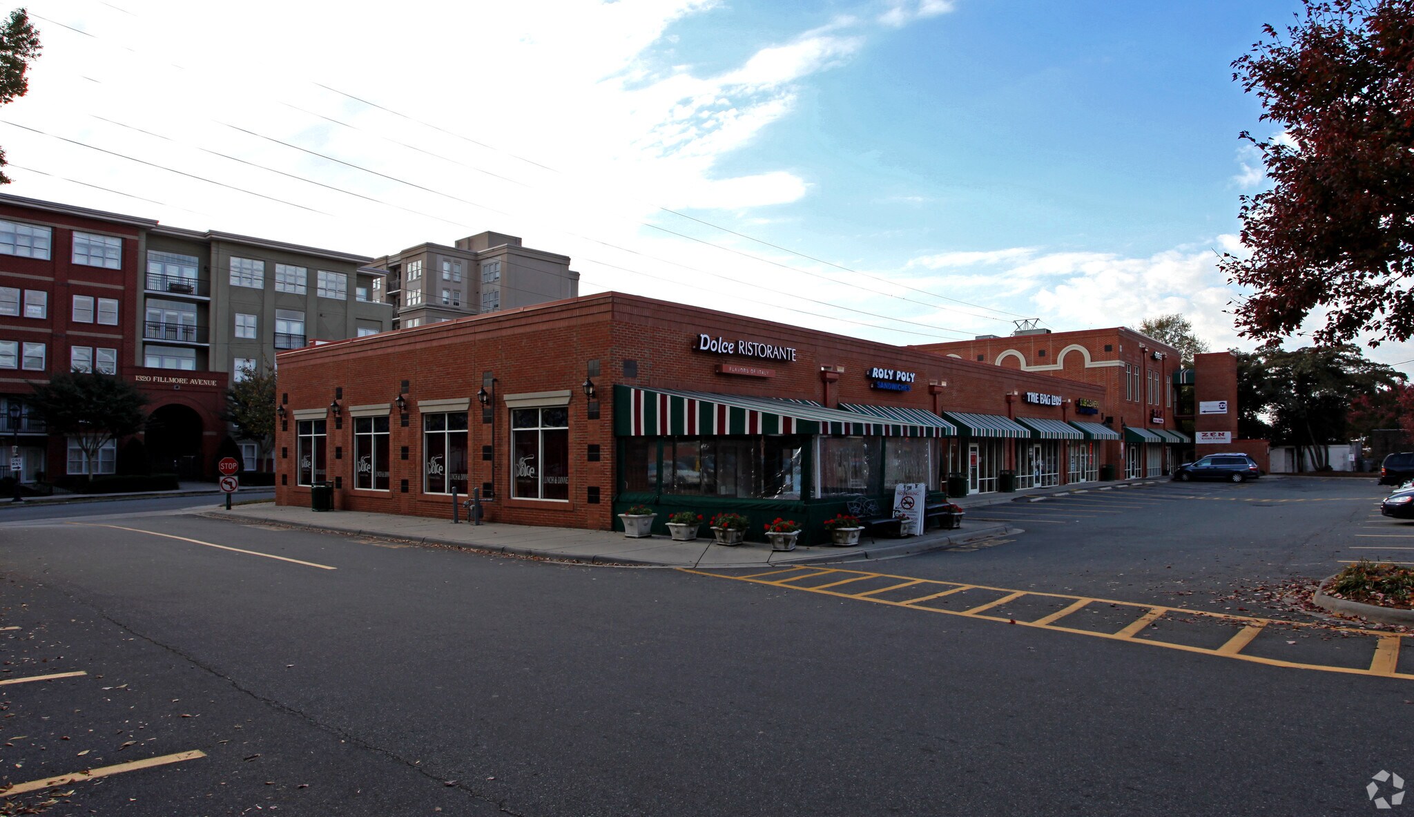 1710 Kenilworth Ave, Charlotte, NC à louer Photo principale– Image 1 sur 5
