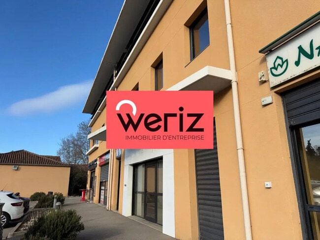 Plus de détails pour Local commercial à louer