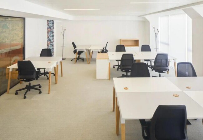 Plus de détails pour 12-16 Rue Washington, Paris - Coworking à louer