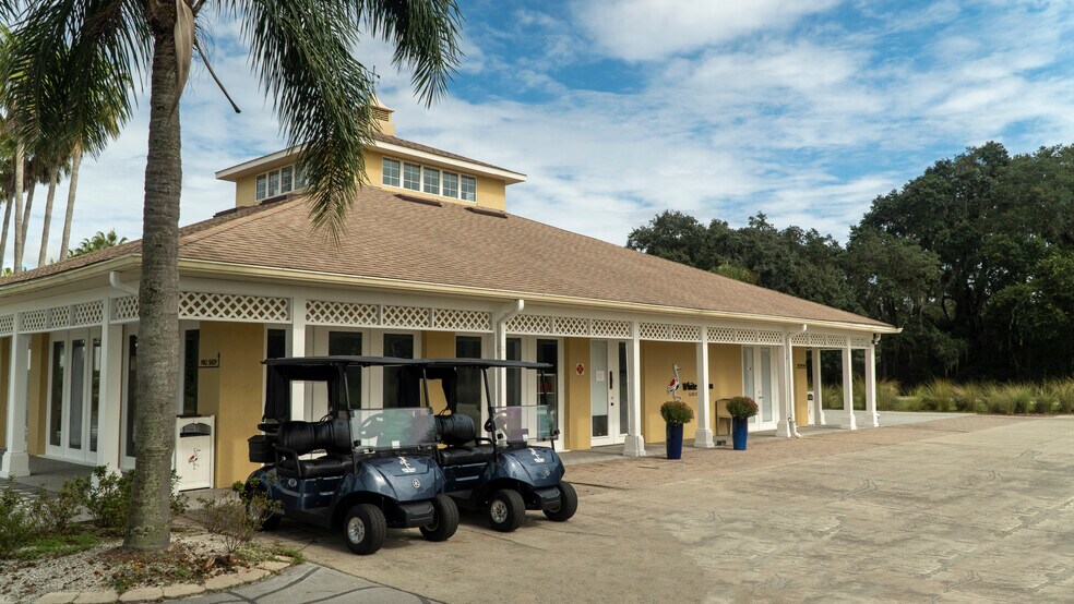 200 Eagle Ridge Dr, Davenport, FL à vendre - Photo de l’immeuble – Image 2 sur 6