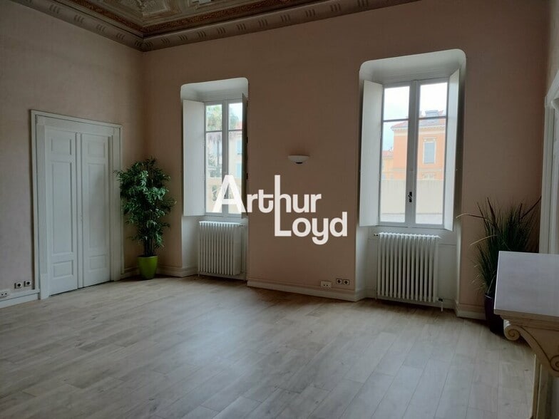 9 Rue Longchamp, Nice à louer - Photo intérieure – Image 2 sur 11