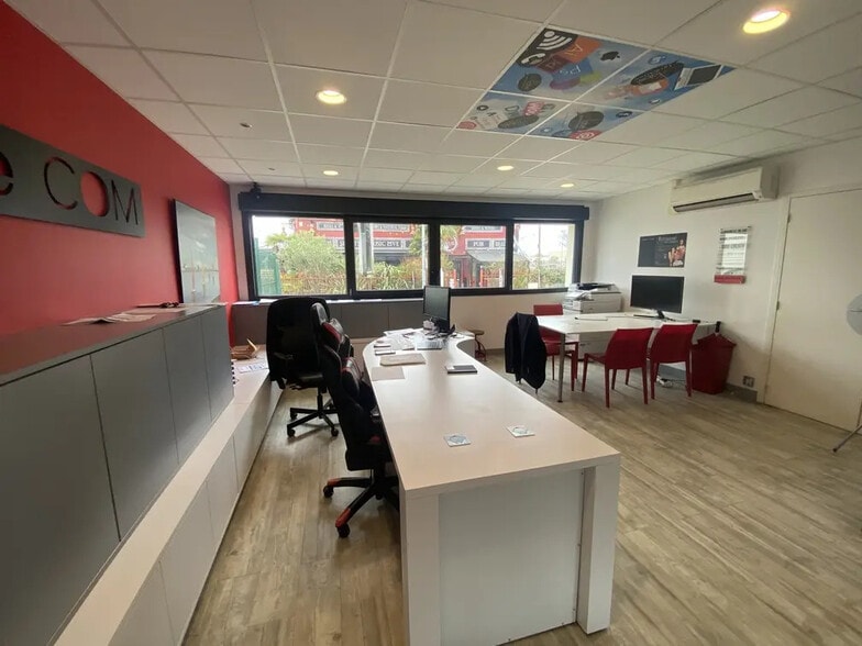 Bureau dans Nantes à louer - Photo de l’immeuble – Image 1 sur 5
