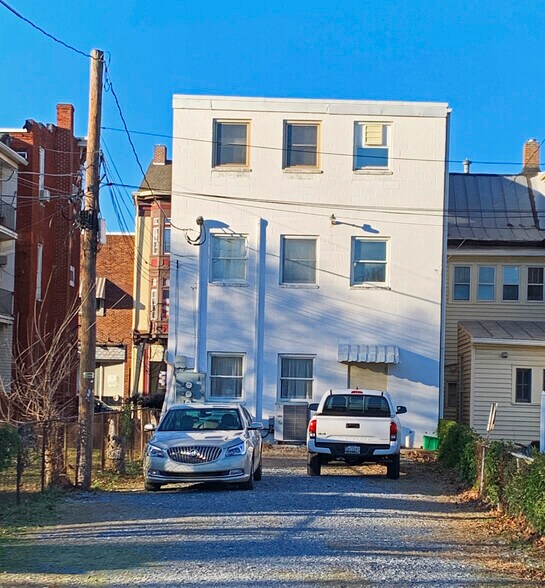 47-49 W Main St, Mechanicsburg, PA à louer - Photo de l’immeuble – Image 2 sur 5