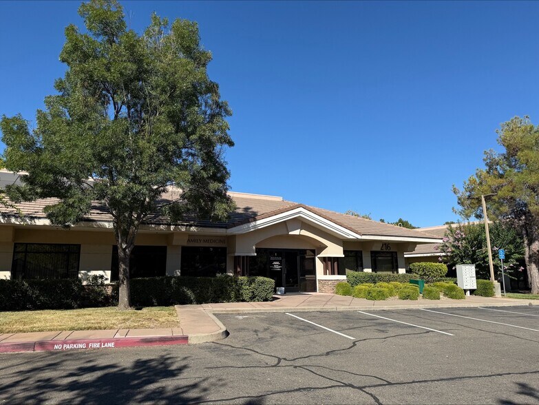 1216-1220 Suncast Ln, El Dorado Hills, CA à vendre - Photo de l’immeuble – Image 3 sur 14