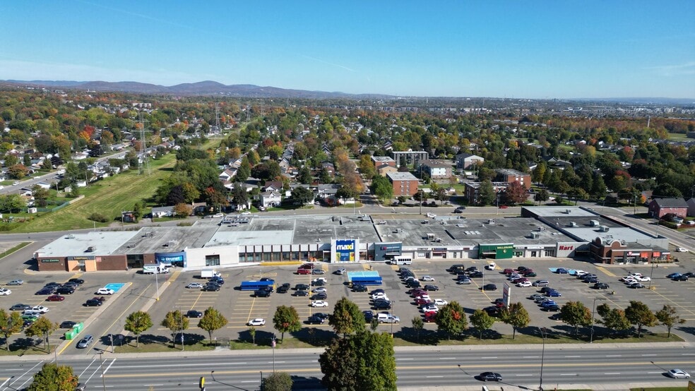 9550 Boul De L'ormière, Québec, QC à louer - Aérien – Image 2 sur 5