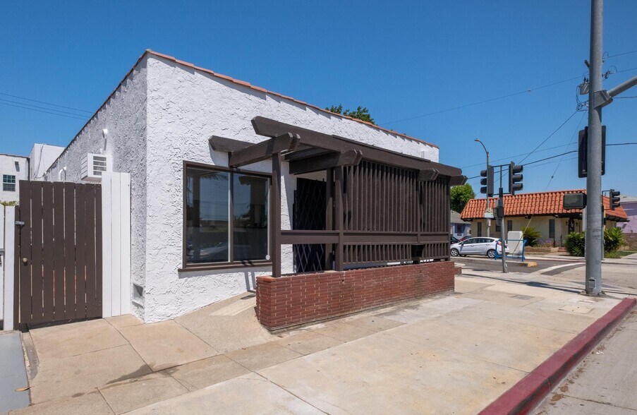 249 E Redondo Ave, Long Beach, CA à vendre - Photo de l’immeuble – Image 3 sur 27