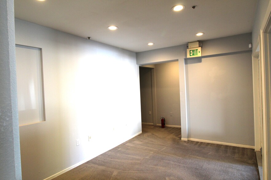 1201-1221 Bridgeway, Sausalito, CA à louer - Photo de l’immeuble – Image 3 sur 7