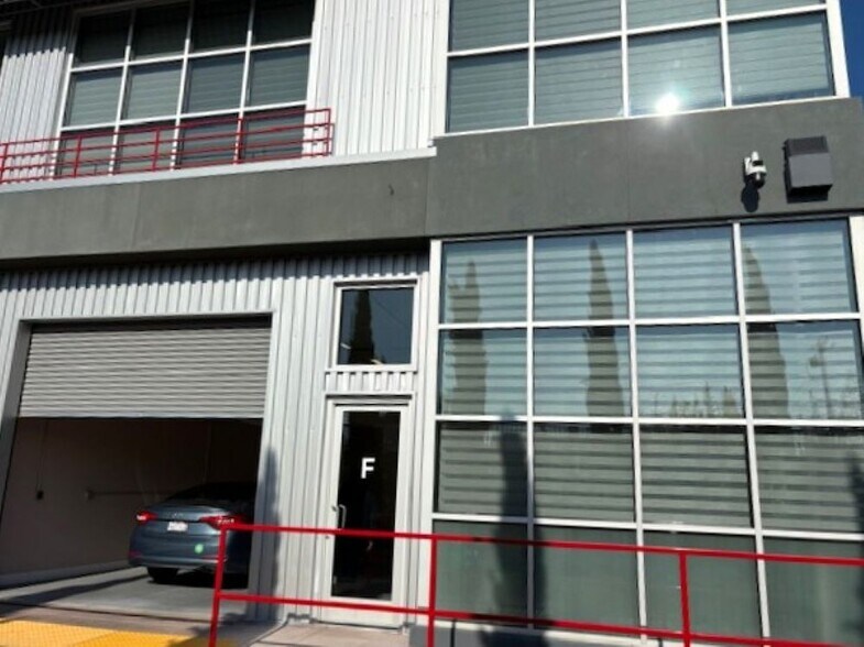 21636 Redwood Rd, Castro Valley, CA à louer - Photo de l’immeuble – Image 3 sur 10