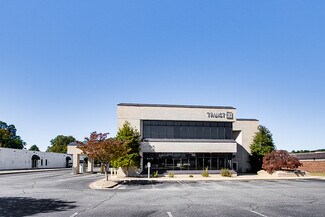 Plus de détails pour 261 N Fayetteville St, Asheboro, NC - Local commercial à vendre