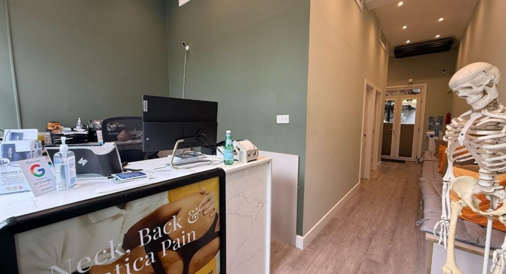 845 Fulham Rd, Londres à louer - Photo de l’immeuble – Image 2 sur 11