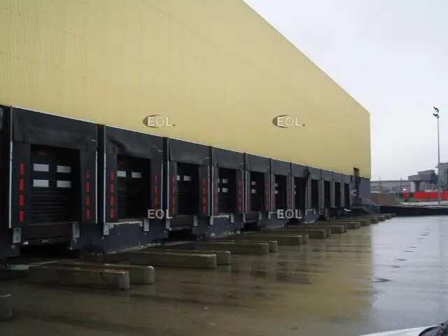 Industriel/Logistique dans Gennevilliers à louer - Photo de l’immeuble – Image 2 sur 6