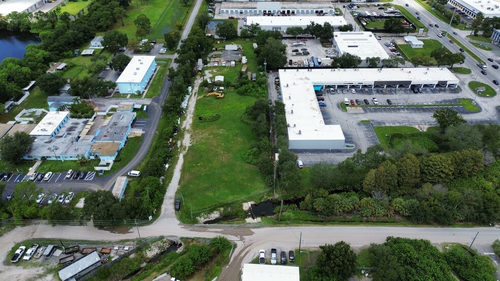 9001 126th Ave, Largo, FL à vendre - Aérien – Image 2 sur 8