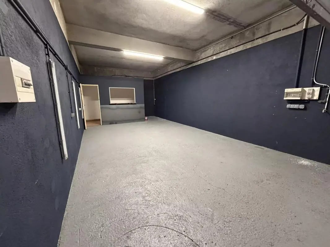 Industriel/Logistique dans Mougins à louer Photo intérieure– Image 1 sur 3