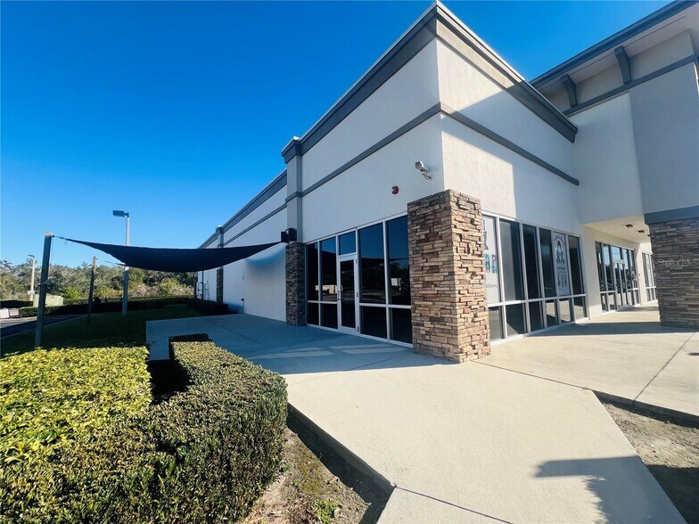 2505 Lakewood Ranch Blvd, Lakewood Ranch, FL à louer - Photo de l’immeuble – Image 2 sur 11