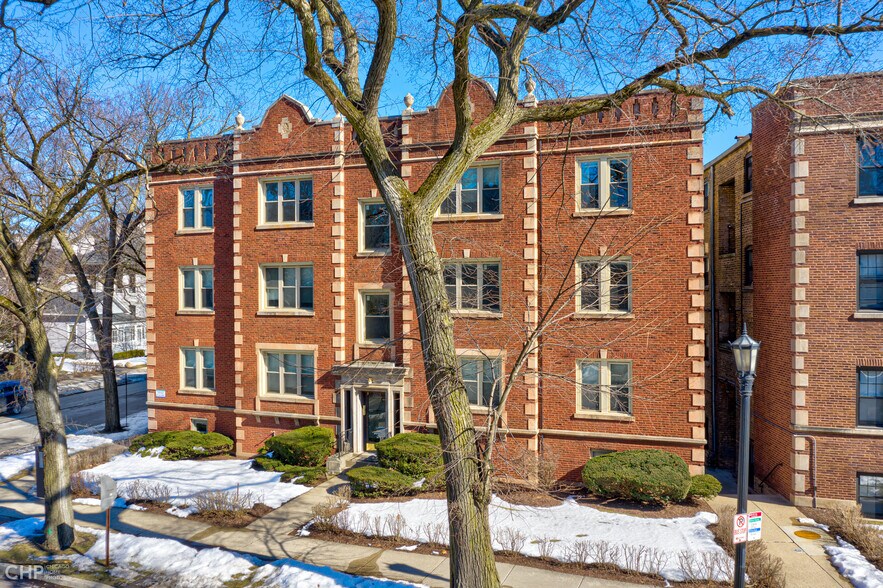1024 Noyes St, Evanston, IL à vendre - Photo de l’immeuble – Image 2 sur 34