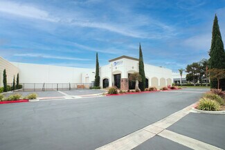 Plus de détails pour 411 Le Roy Drive, Corona, CA - Industriel/Logistique à vendre