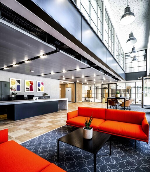 10 Bricket Rd, St Albans à louer - Photo intérieure – Image 2 sur 8