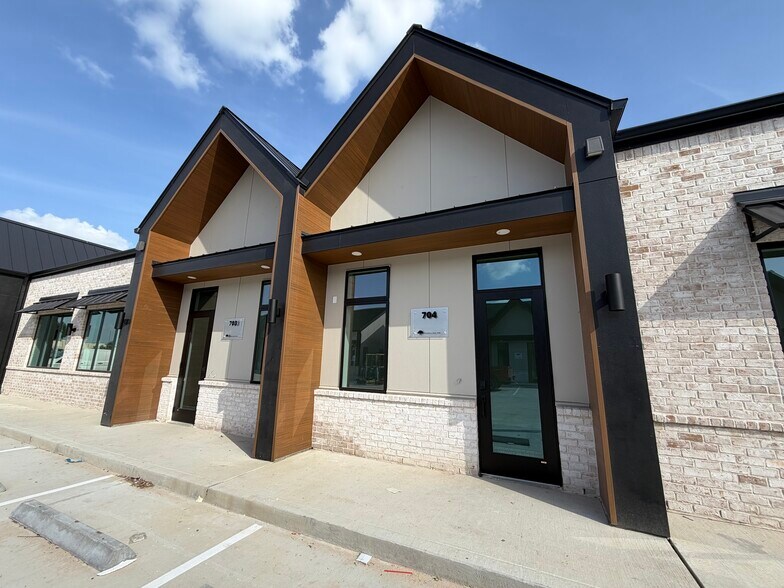 5251 Katy Mills Cir, Katy, TX à louer - Photo de l’immeuble – Image 2 sur 20