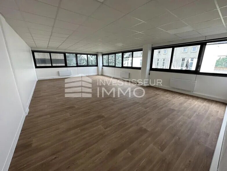 Bureau dans Palaiseau à louer - Photo intérieure – Image 3 sur 5