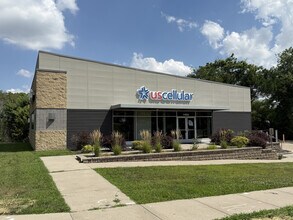 1402 E McKinley Ave, Des Moines, IA à louer Photo de l’immeuble– Image 1 sur 1