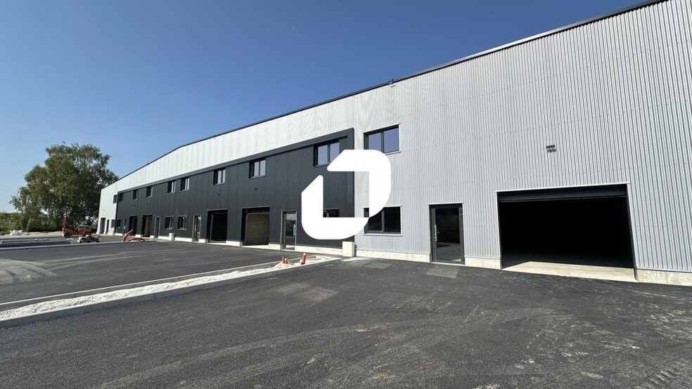 Local d'activités dans Fegersheim à vendre - Photo de l’immeuble – Image 2 sur 9