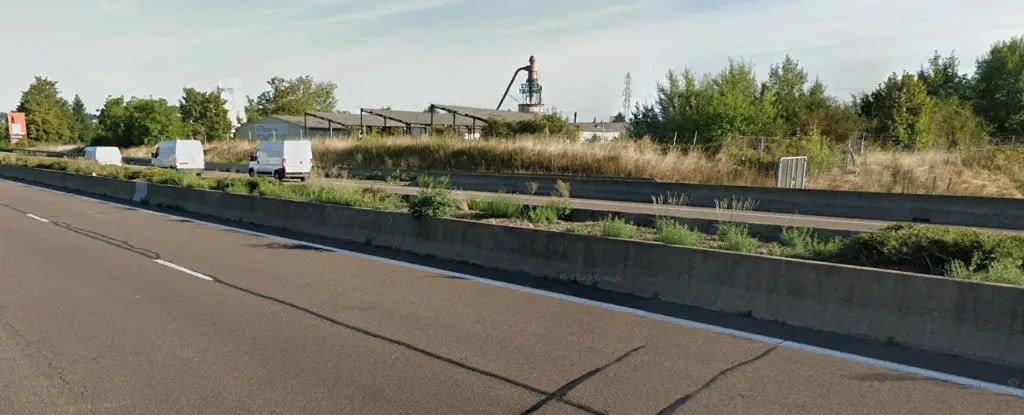 Local d'activités dans Tournus à vendre Photo de la construction– Image 1 sur 3