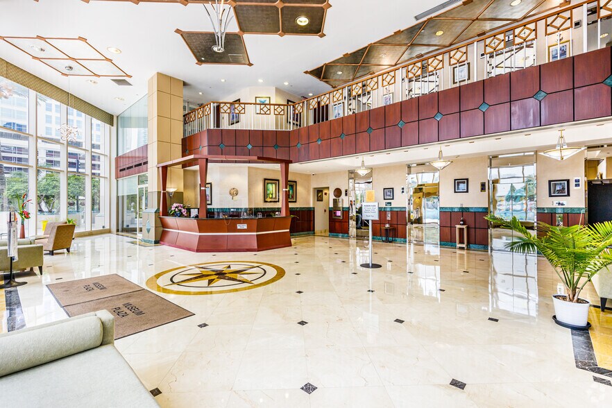 200 S Andrews Ave, Fort Lauderdale, FL à louer - Hall d’entrée – Image 2 sur 24