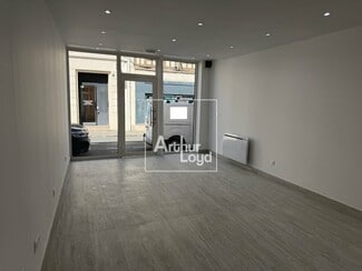 Plus de détails pour Local commercial à louer