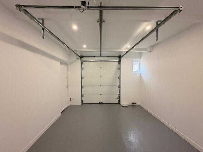Plus de détails pour Industriel/Logistique à louer