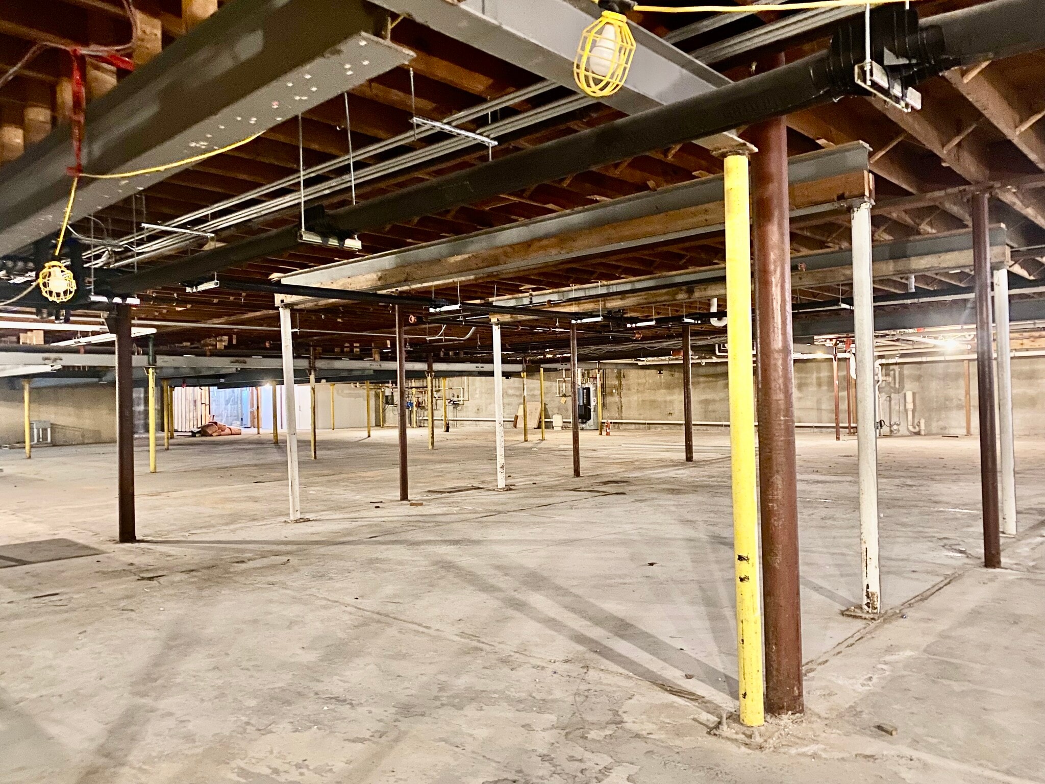 181 Bellevue Ave, Newport, RI à louer Photo de l’immeuble– Image 1 sur 10