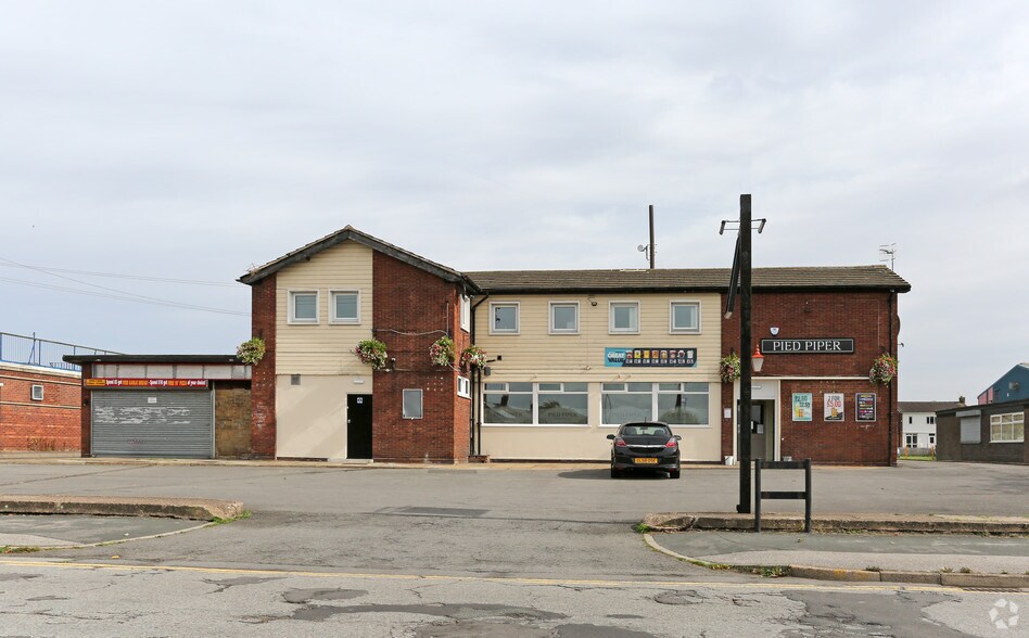 103-103A Willoughby Rd, Scunthorpe à louer - Photo principale – Image 1 sur 2