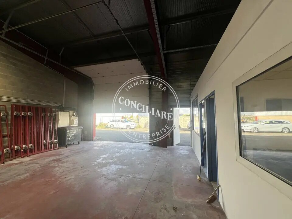 Industriel/Logistique dans Cugnaux à louer Photo intérieure– Image 1 sur 6