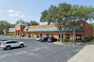 Plus de détails pour 1440 N Nova Rd, Daytona Beach, FL - Local d'activités, Industriel/Logistique à louer