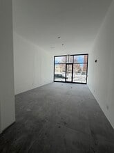 364 Summit Ave, Jersey City, NJ à louer Photo intérieure– Image 1 sur 4