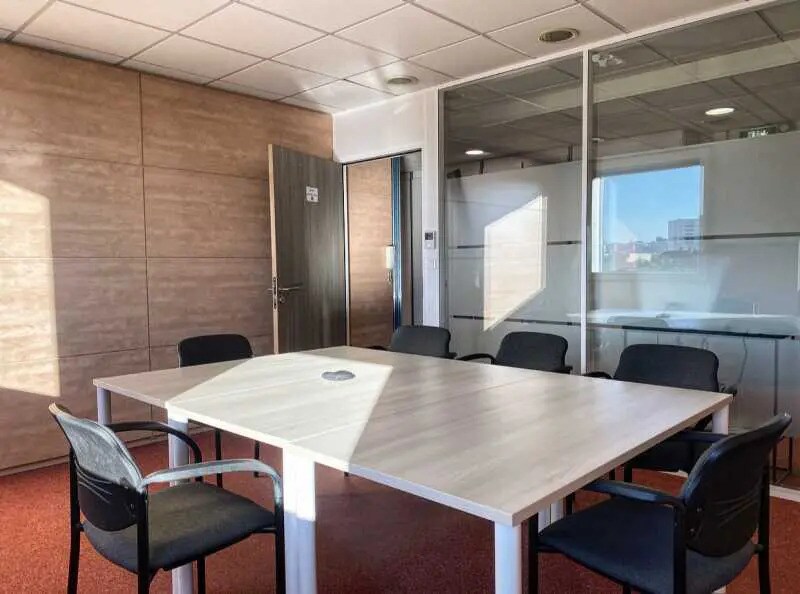 Bureau dans Villeurbanne à louer Photo de l’immeuble– Image 1 sur 20