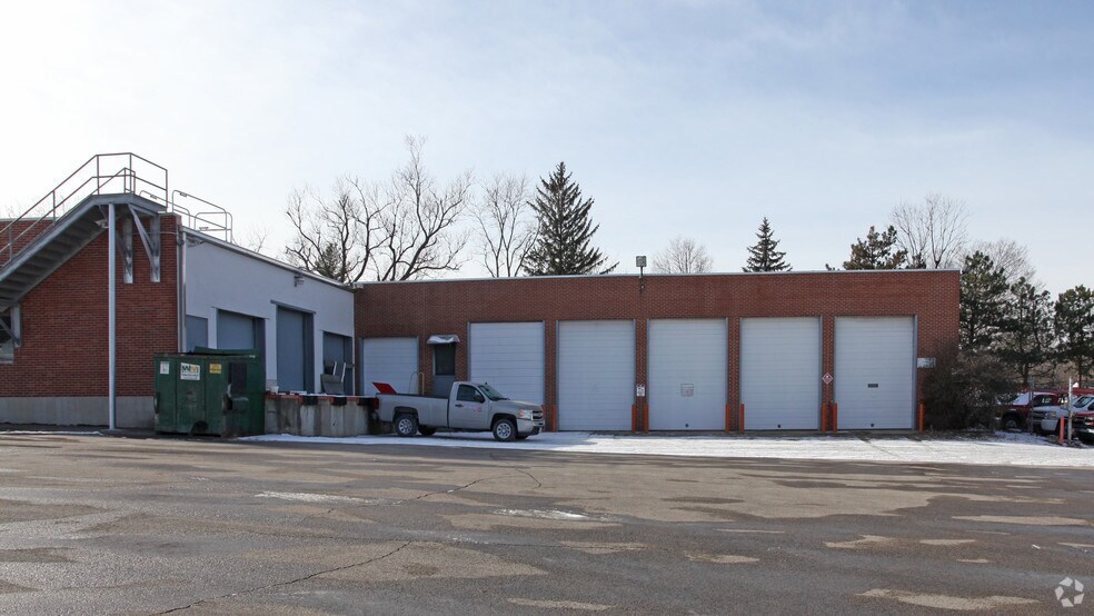 3946 Indian Ripple Rd, Dayton, OH à vendre - Photo de l’immeuble – Image 2 sur 44