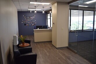 5690 DTC Blvd, Greenwood Village, CO à louer Photo intérieure– Image 1 sur 8