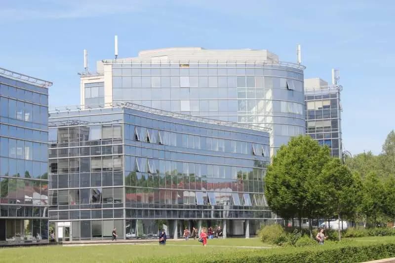 31/35 Allée Des Impressionnistes, Villepinte à louer - Photo de l’immeuble – Image 2 sur 10