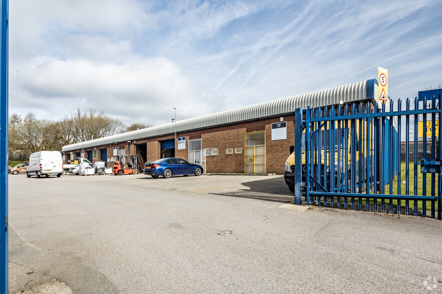 Balderstone Clos, Burnley à louer - Photo de l’immeuble – Image 2 sur 3