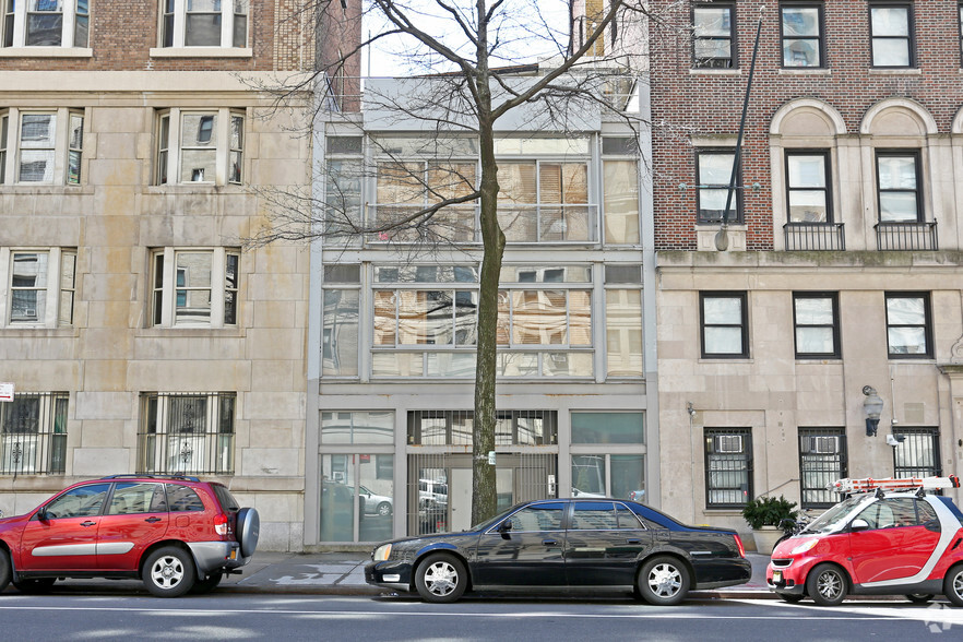 542 Cathedral Pky, New York, NY à vendre - Photo principale – Image 1 sur 5