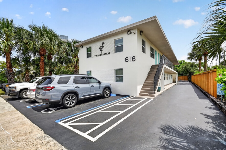 618 6th St, West Palm Beach, FL à vendre - Photo de l’immeuble – Image 3 sur 13