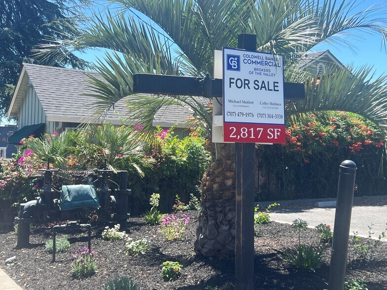 709 California Blvd, Napa, CA à vendre - Photo de l’immeuble – Image 2 sur 14