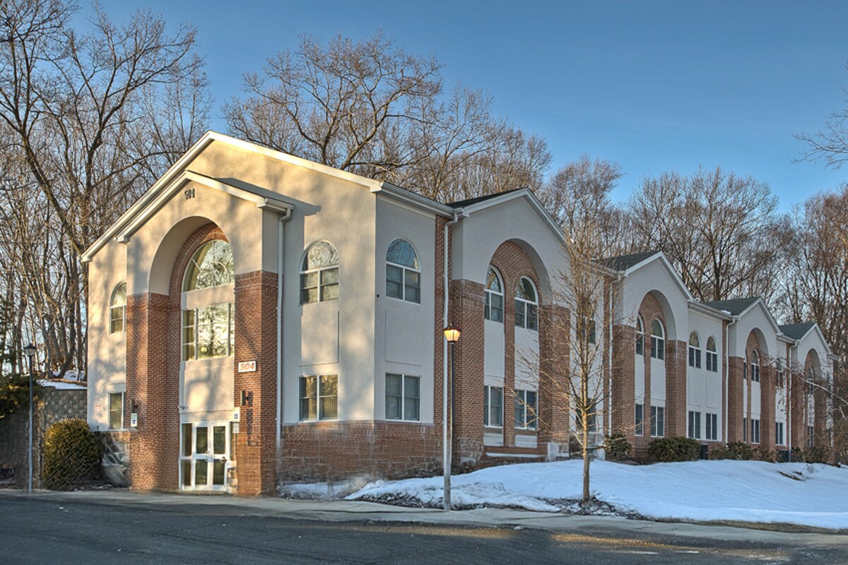 504 Hamburg Tpke, Wayne, NJ à louer Photo de l’immeuble– Image 1 sur 13