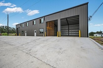 15113 Fitzhugh Rd, Austin, TX à louer Photo intérieure– Image 2 sur 6