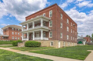 Plus de détails pour 204 E Franklin St, Liberty, MO - Logement à vendre