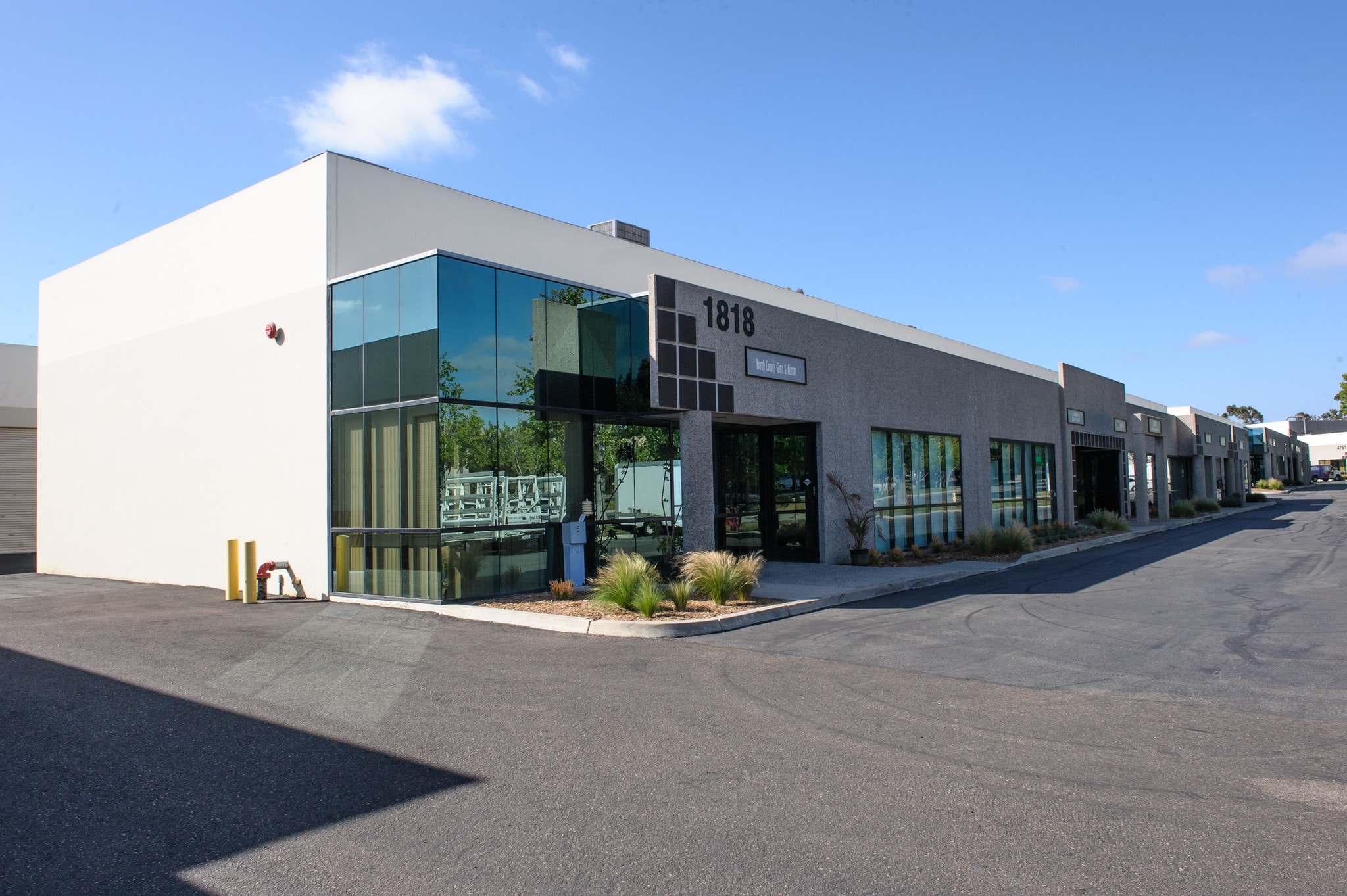 1818 Peacock Blvd, Oceanside, CA à louer Photo principale– Image 1 sur 10