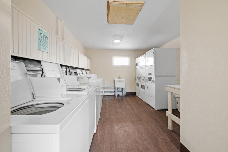 710 Meade St, Rapid City, SD à vendre - Photo de l’immeuble – Image 3 sur 12