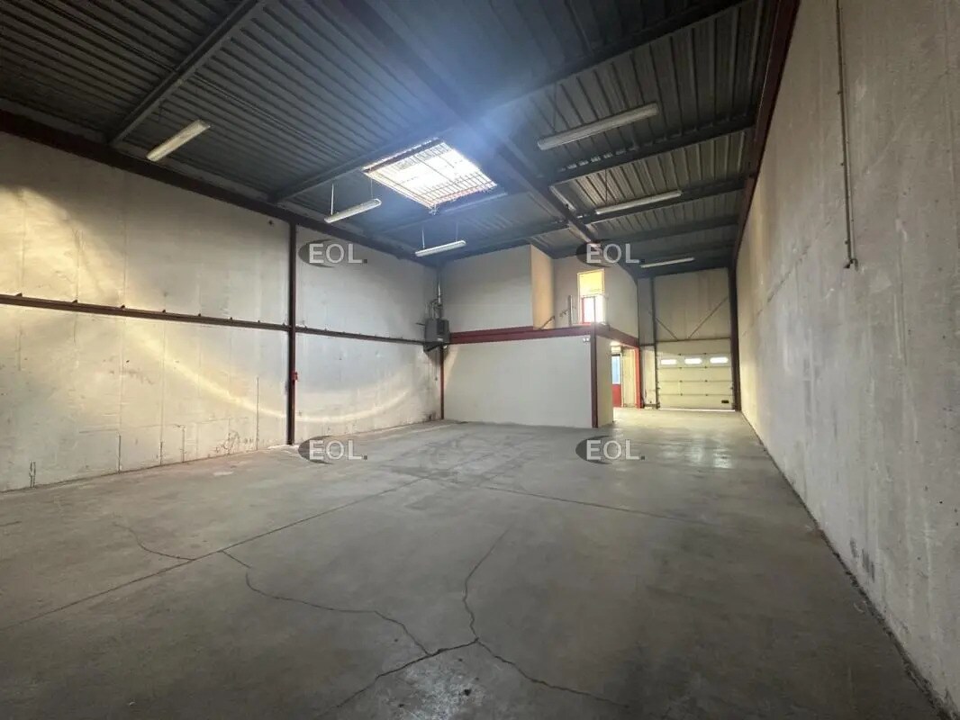 Industriel/Logistique dans Champigny-sur-Marne à louer Photo de l’immeuble– Image 1 sur 7