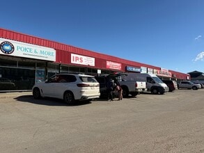 7208-7258 101 Ave NW, Edmonton, AB à louer Photo de l’immeuble– Image 2 sur 3