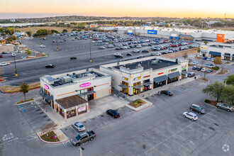 6826 NE Loop 1604 Fwy, San Antonio, TX - VUE AÉRIENNE  vue de carte